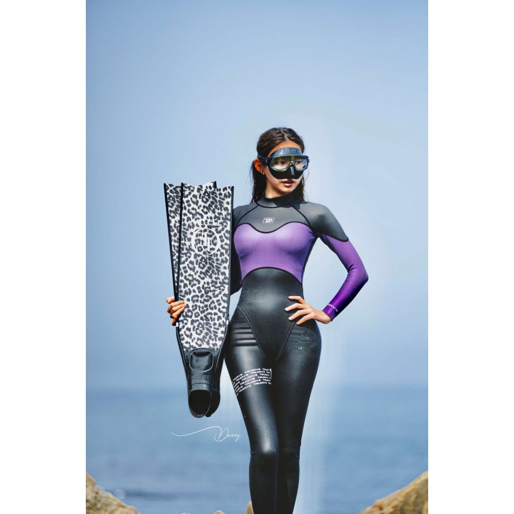 Future Warrior LEAH GU joint women's freediving suit 1.2mm TRUREAL™ neoprene with flexible, hydrodynamic fit