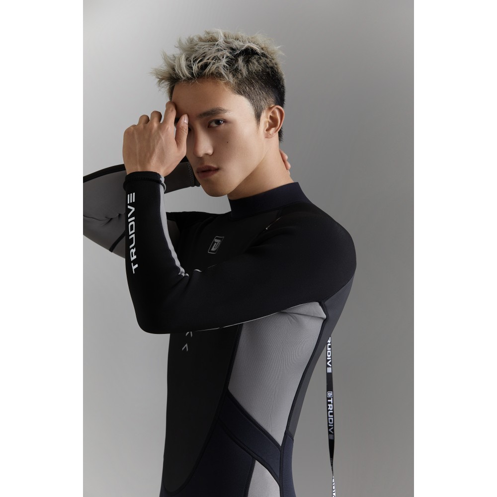 Men's 3mm surfing wetsuit with chest zip for scuba diving, freediving, surfing, and all water sports