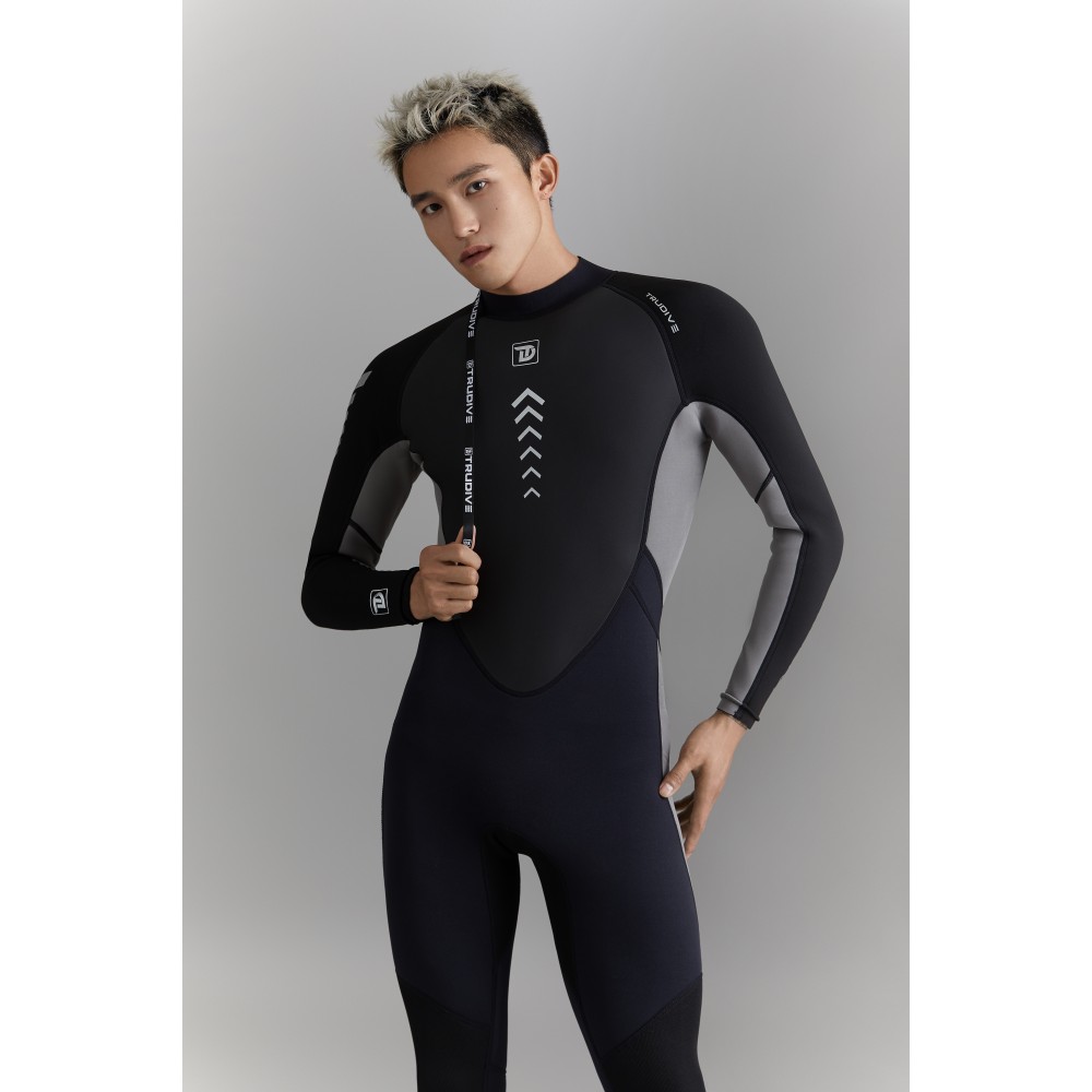 Men's 3mm surfing wetsuit with chest zip for scuba diving, freediving, surfing, and all water sports