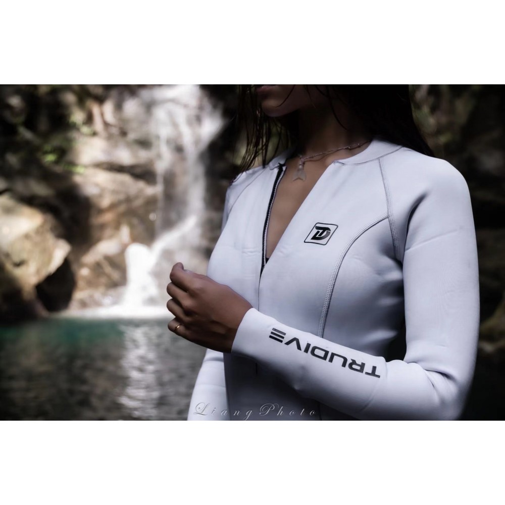 Silver Nova Series front-zip longsleeve bikini wetsuit 2mm in glitter silver from Trudive for freediving, snorkeling, and paddleboarding