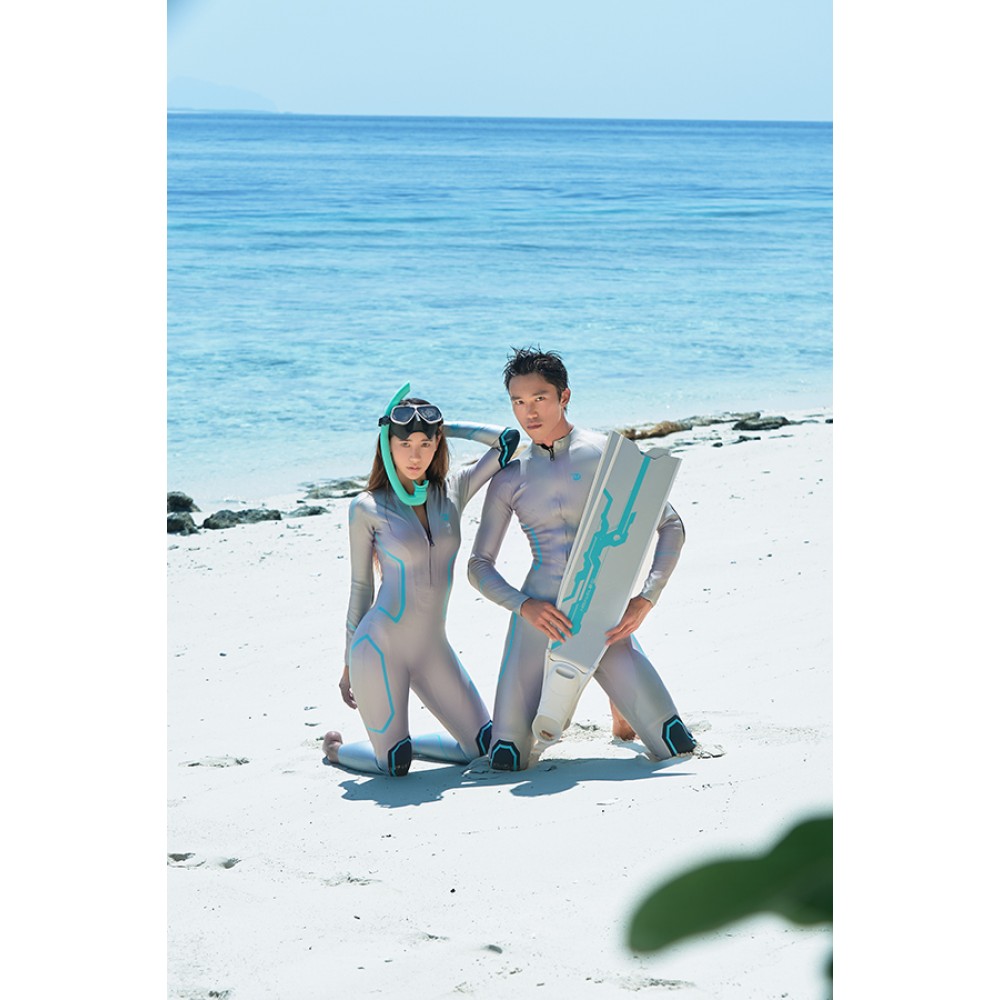 Armor Series men's longsleeve jumpsuit 1.5mm in black from Trudive for warm-water freediving
