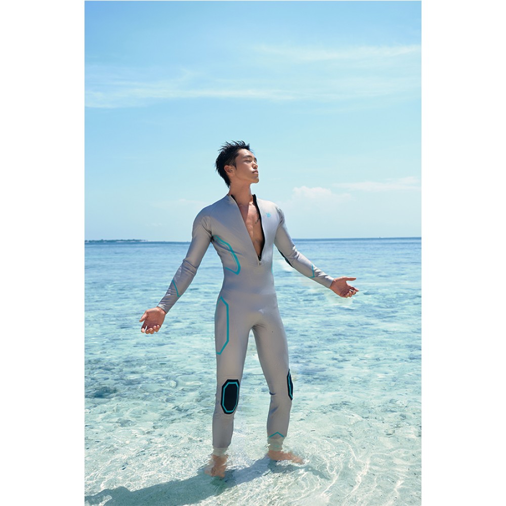 Armor Series women's longsleeve jumpsuit 1.5mm in black from Trudive for warm-water freediving